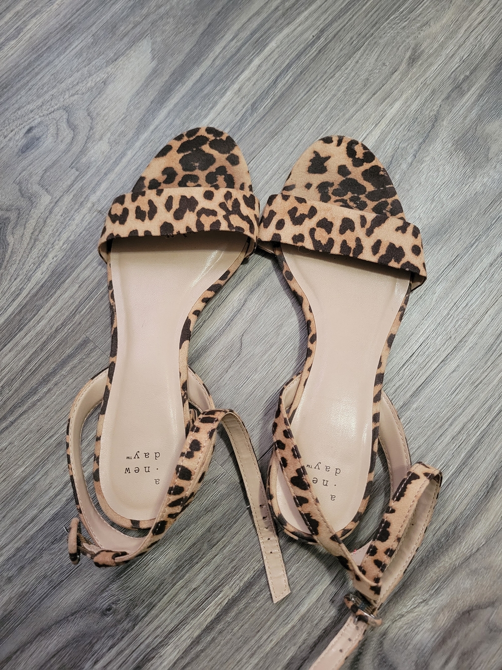 a new day Leopard Print Ankle Strap Sandals - Tan & Black
